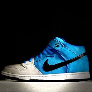 Nike SB Dunk Mid Beavis Size 10 (314383 400)